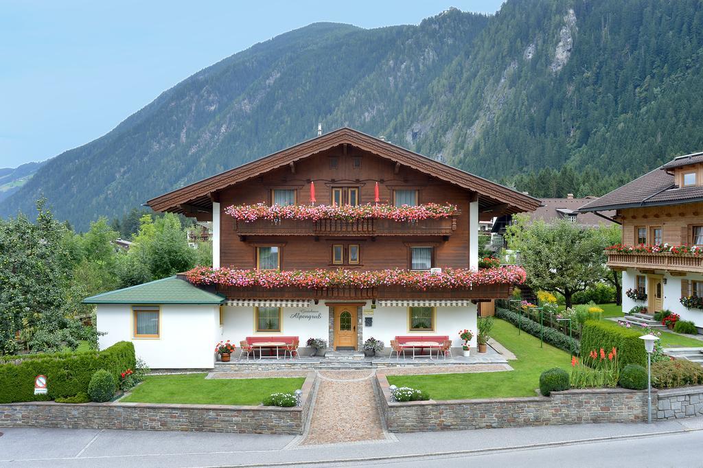 Gaestehaus Alpengruss Mayrhofen Exterior photo