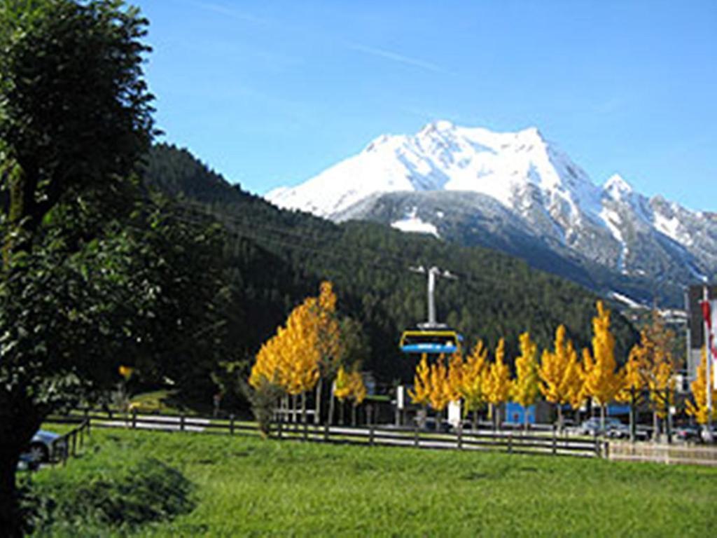 Gaestehaus Alpengruss Mayrhofen Exterior photo